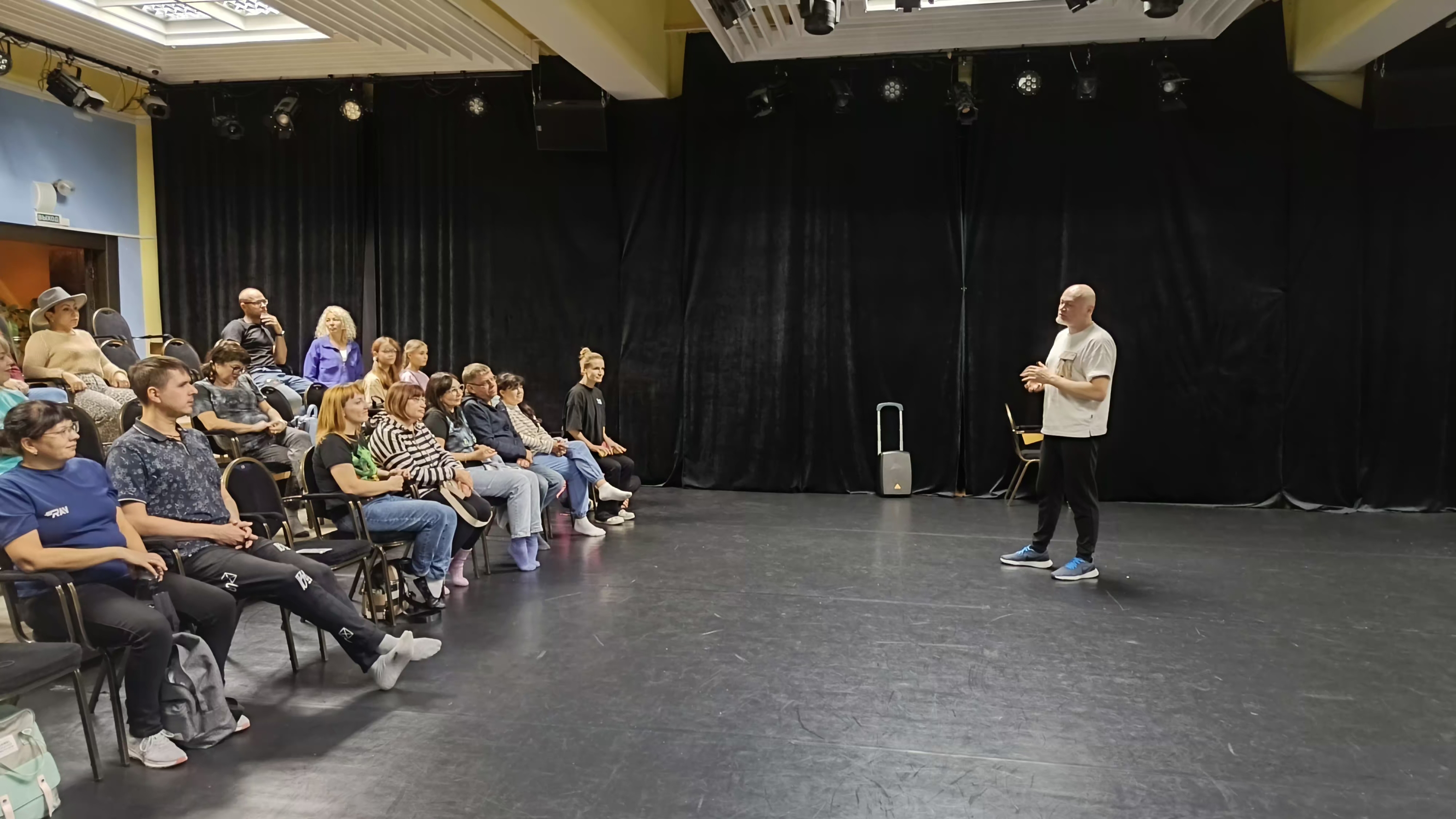 «Актерский тренинг с режиссером и преподавателем Сергеем Линдером (Тюмень) в театре»